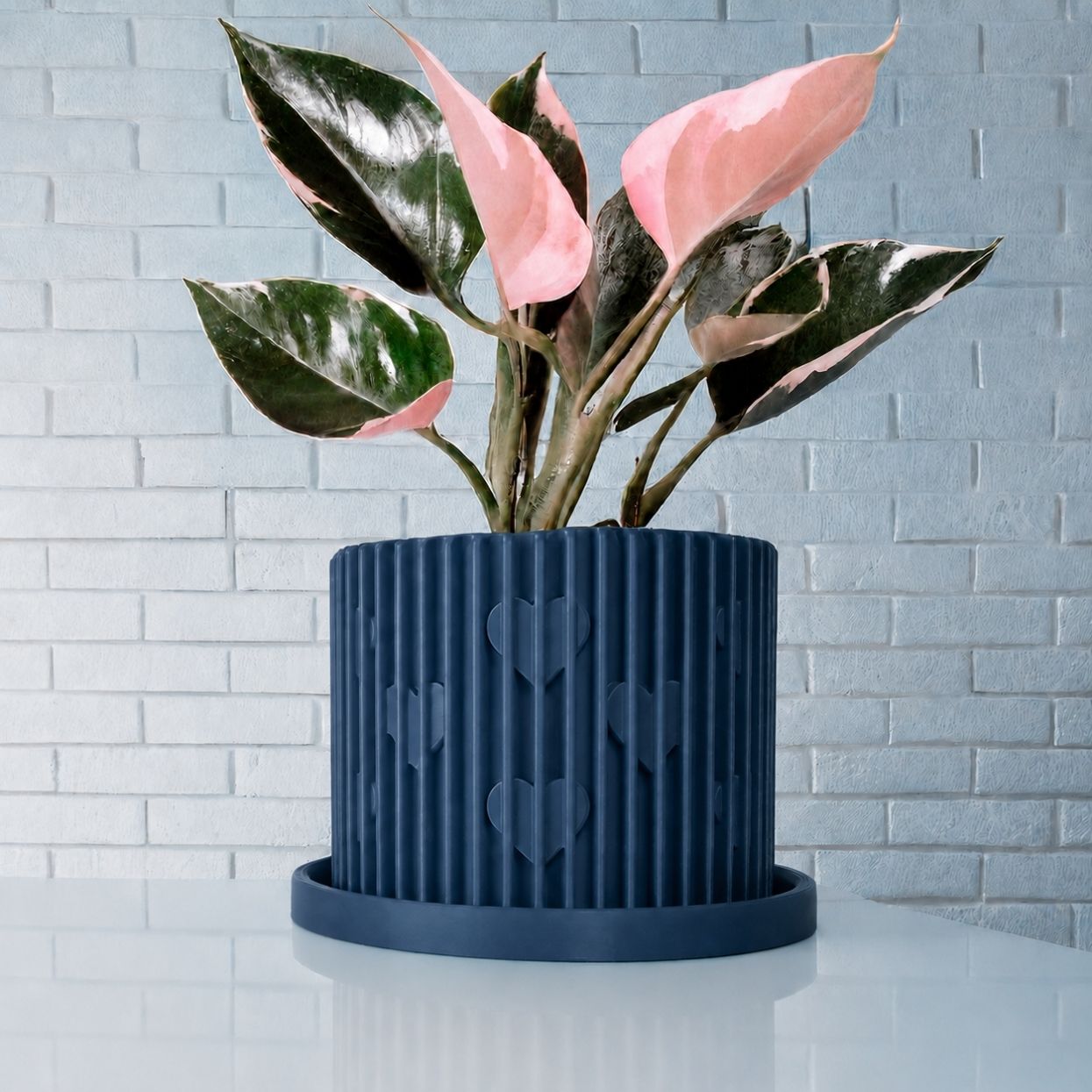 Modern Heart-Shaped Planter with Drainage & Saucer – Unique Valentine’s Day Gift for Plant Lovers, 3d Printed Planter Home Hosting Decor,
